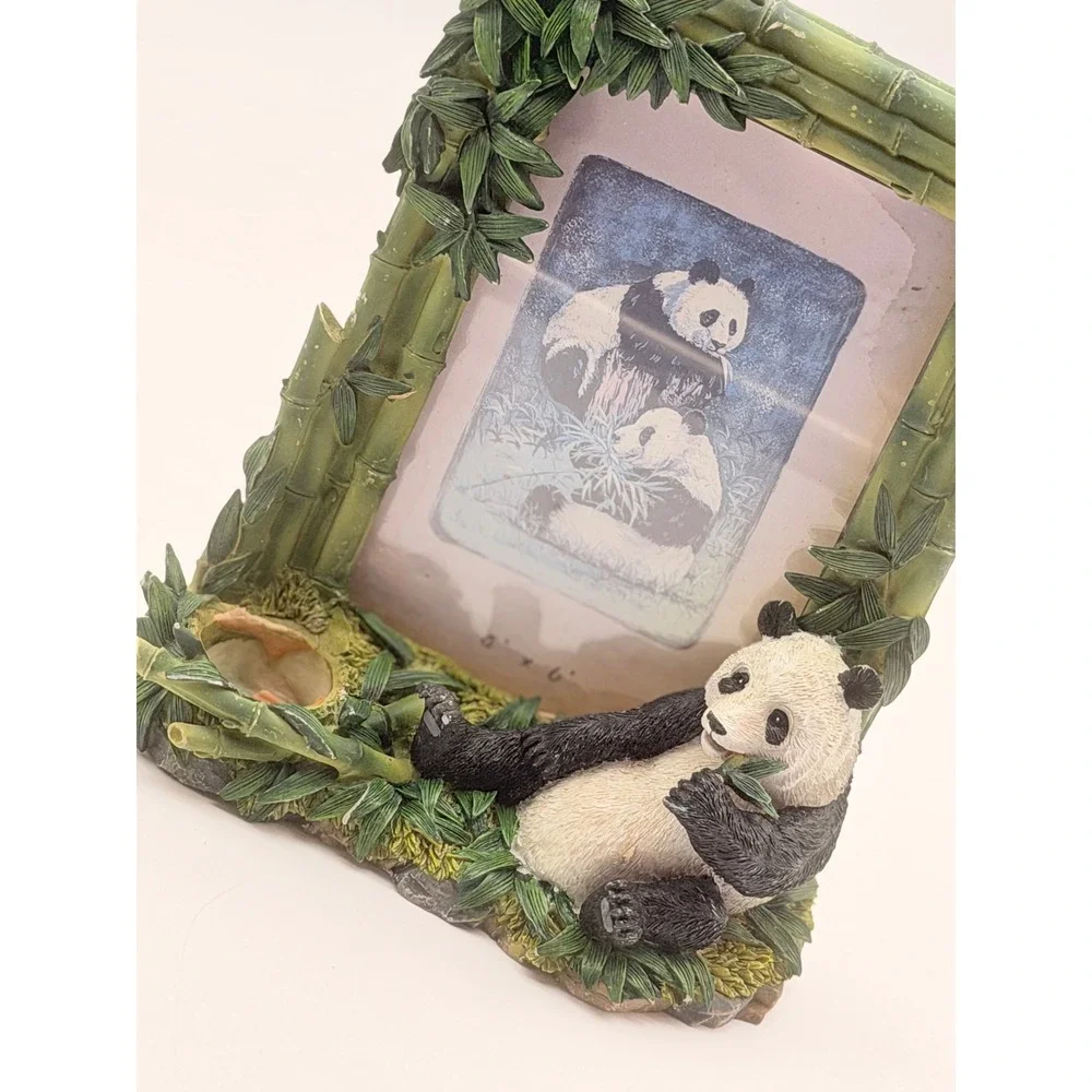 Vintage Panda Bamboo 4x6 Resin Picture Frame 3D Nature Wildlife Tabletop Decor